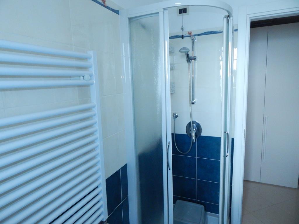 Residence La Perla Finale Ligure Cameră foto