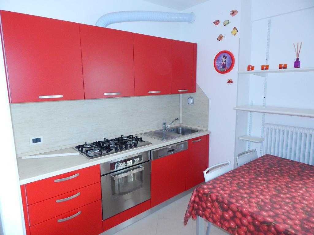 Residence La Perla Finale Ligure Cameră foto